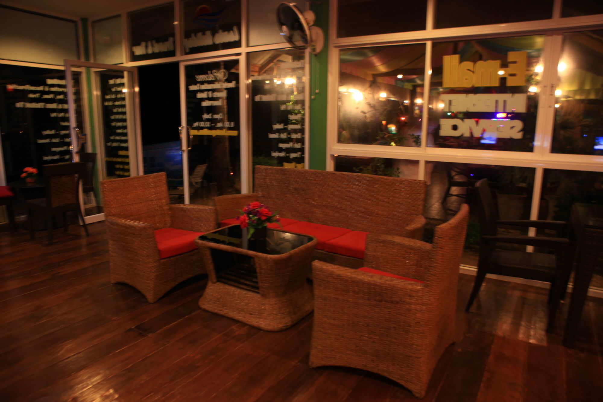 Lanta Pavilion Resort - Ko Lanta Zewnętrze zdjęcie